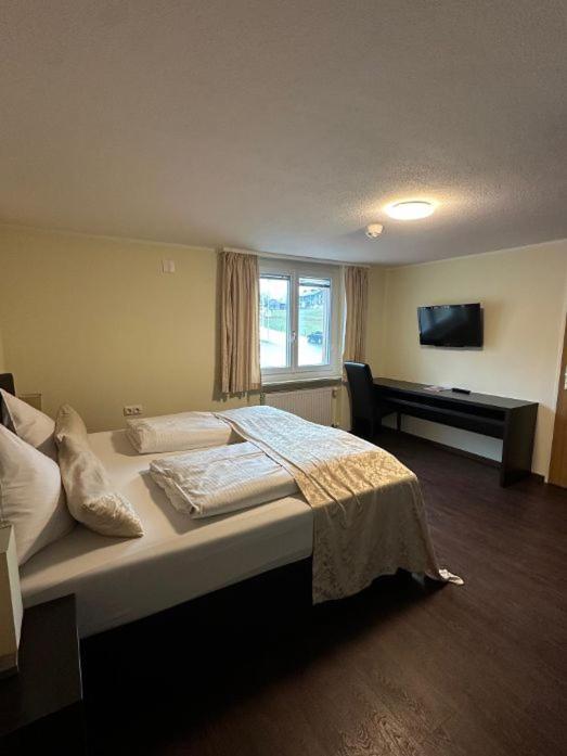 S'Matt 3 Hotel Lingenau Bagian luar foto